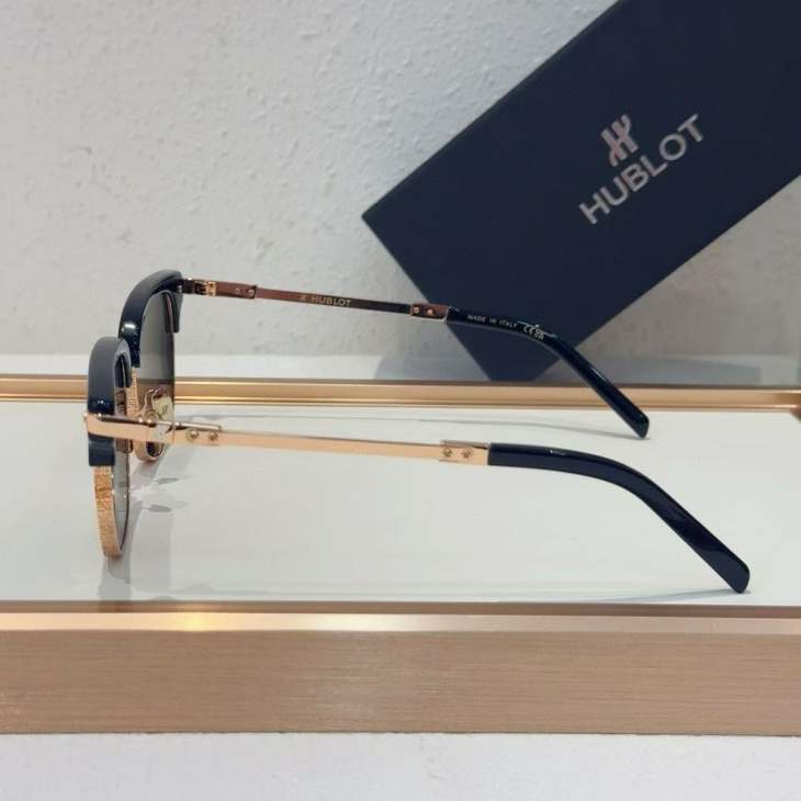 Picture of Hublot Sunglasses _SKUfw71164292fw